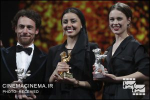 جایزه خرس طلایی بهترین فیلم هفتادمین جشنواره بین‌المللی فیلم برلین به «شیطان وجود ندارد» به کارگردانی محمد رسول‌اُف تعلق گرفت