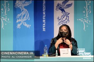 فرنوش صمدی در نشست خبری فیلم خط فرضی در سی و نهمین جشنواره فیلم فجر