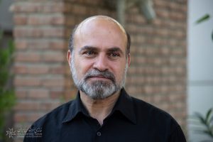 حمید فروتن رییس انجمن صنفی عکاسان مطبوعاتی ایران در مراسم تشییع پیکر «بابک برزویه»