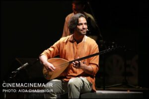 علی قمصری در کنسرت «در هوای بی چگونگی»
