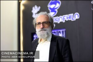 جواد طوسی در پانزدهمین جشن بزرگ منتقدان و نویسندگان سینمایی ایران