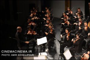 اجرای "نامیرا" توسط ارکستر سمفونیک تهران به رهبری نصیر حیدریان و به آهنگسازی بهزاد عبدی