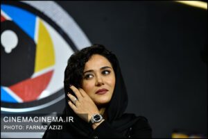 پریناز ایزدیار در پانزدهمین جشن بزرگ منتقدان و نویسندگان سینمایی ایران