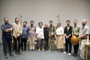 photo_5825829516336023453_y