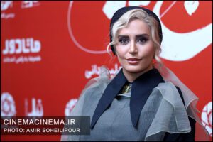 الناز شاکردوست در اکران مردمی فیلم کج پیله