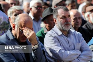 مسعود ده نمکی در تشییع پیکر «محمد کاسبی»