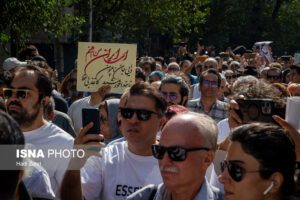 مراسم تشییع پیکر ناصر تقوایی