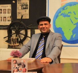 آریو همتی آریو همتی