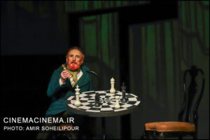 نمایش باد زرد ونگوگ