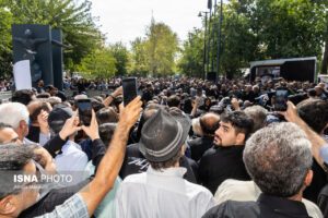 مراسم تشییع و خاکسپاری پیکر زنده یاد «اکبر عبدی»