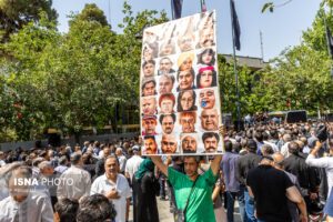 مراسم تشییع و خاکسپاری پیکر زنده یاد «اکبر عبدی»