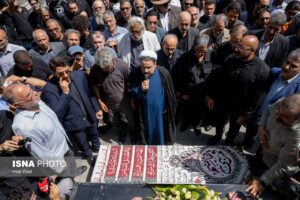 مراسم تشییع و خاکسپاری پیکر زنده یاد «اکبر عبدی»