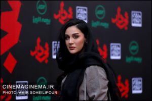 اکران خصوصی فیلم بی‌دار